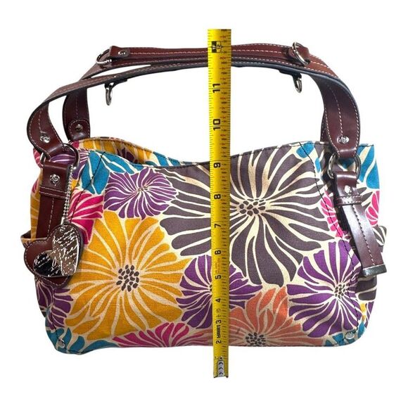 Floral Multi-Color Relic Canvas Purse Handbag Heart Charm & Brown Handles READ - Picture 2 of 10